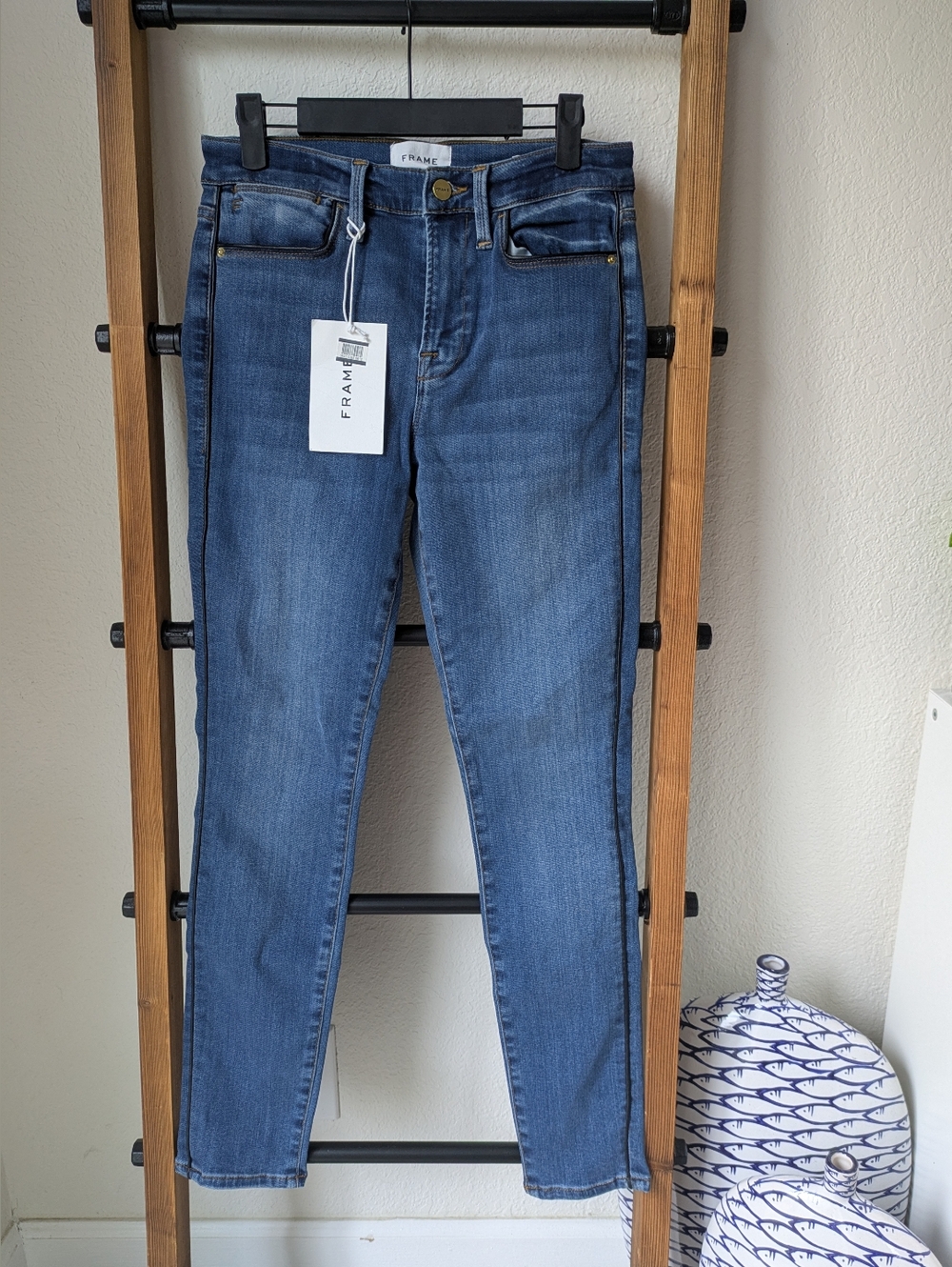 NWT Frame Denim Women's Classic Indigo High-Rise Skinny Jeans - Size 28